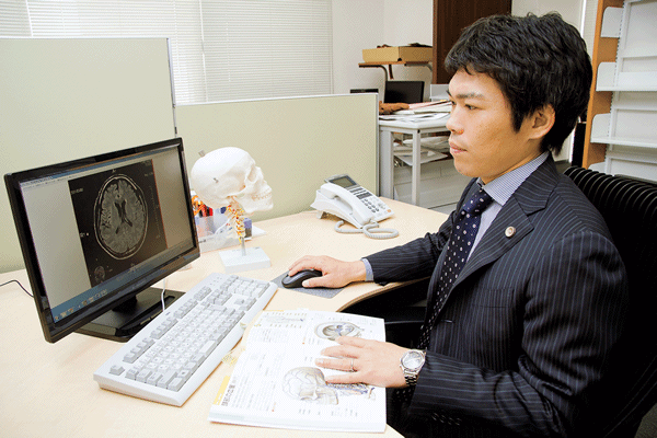 代表弁護士宮田卓弥