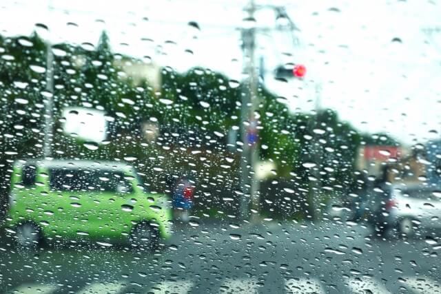 雨の日の運転