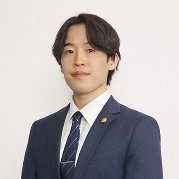 弁護士今瀬